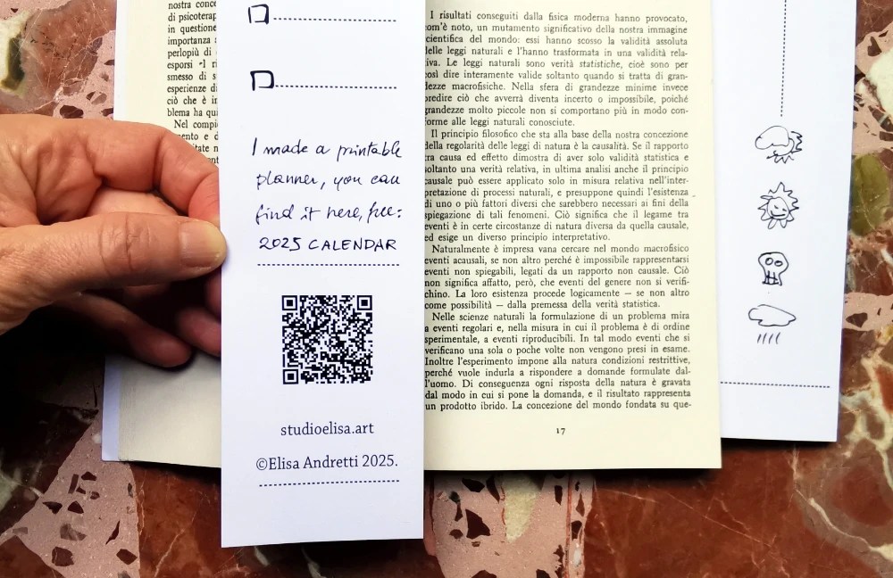 2025 Free Printable Calendar
Back / QR Code
Elisa Andretti